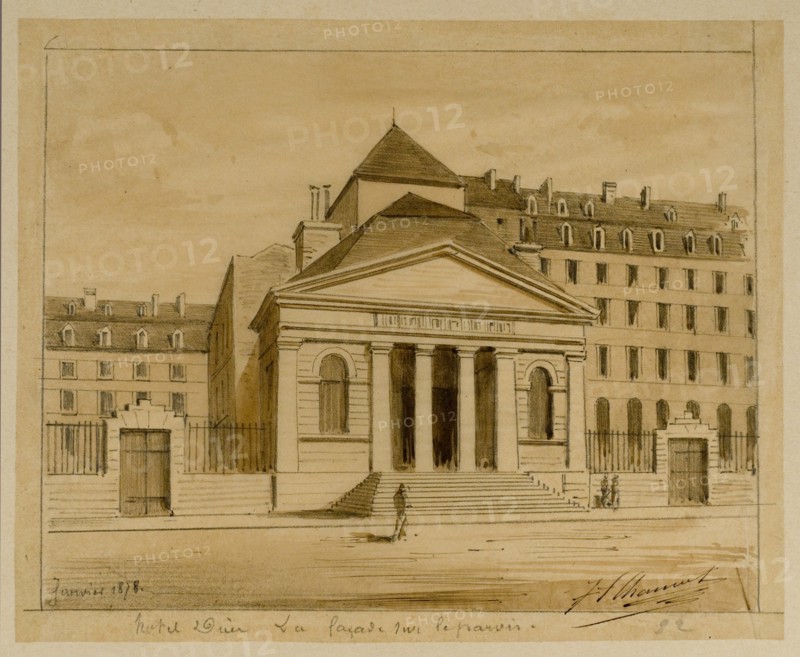 Façade de l'Hôtel-Dieu à Paris
