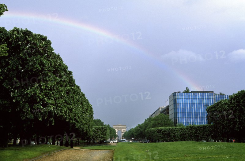 Jardin de la Porte-Maillot à Paris