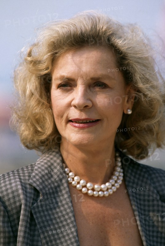 Lauren Bacall, 1989