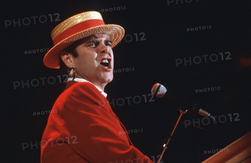 Elton John, 1984