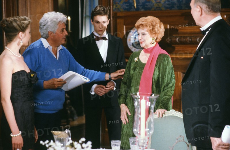 Un château au soleil (TV series)