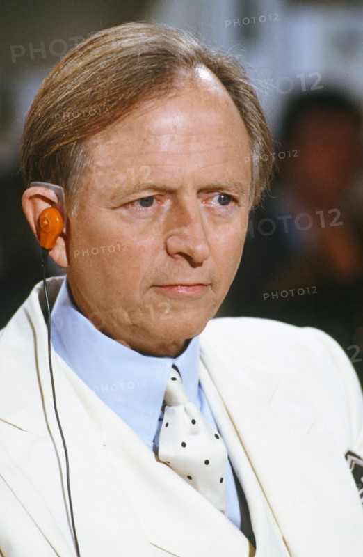 Tom Wolfe, 1988