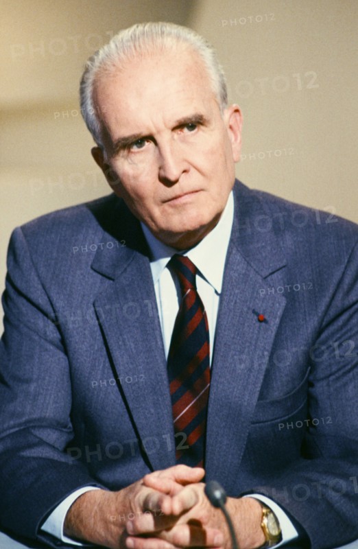Bernard Tricot, 1985