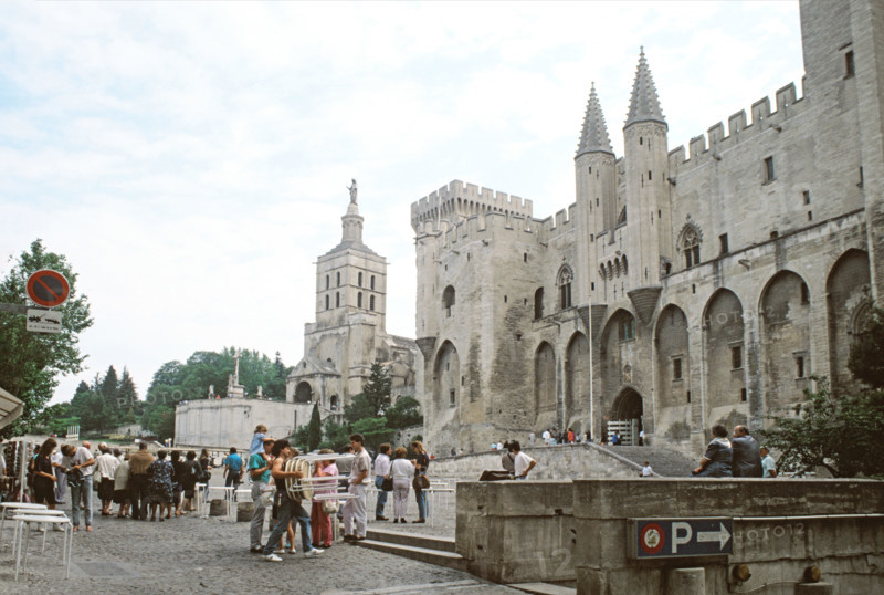 Le Palais des papes d'Avignon