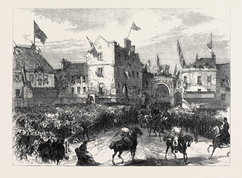 THE QUEEN'S VISIT TO THE SCOTTISH BORDER: RECEPTION OF THE QUEEN IN THE MARKET-SQUARE, JEDBURGH, UK, 1867
