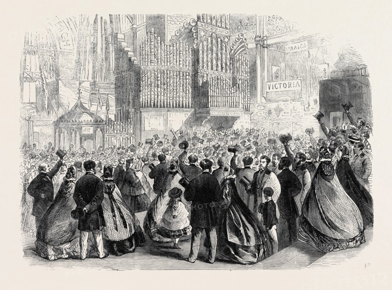 THE INTERNATIONAL EXHIBITION: A SCENE NEAR THE EASTERN DOME ON THE CLOSING DAY, 1862
