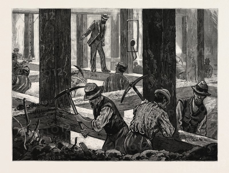 NEW JERSEY: THE LATE HUDSON RIVER TUNNEL DISASTER AT JERSEY CITY, SEARCHING FOR THE BODIES OF THE VICTIMS