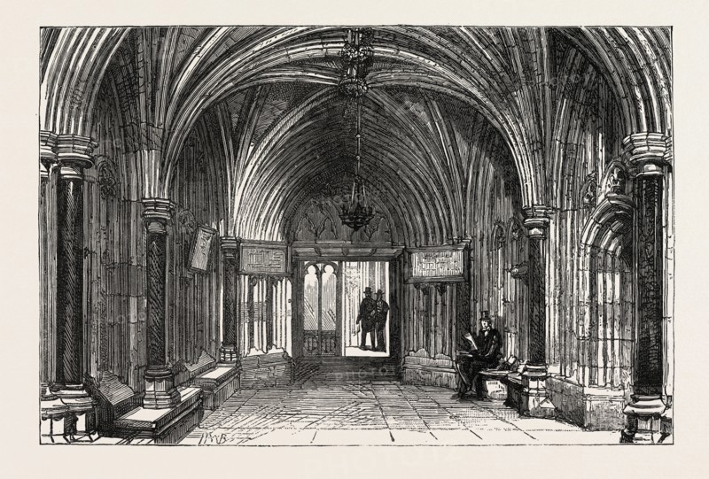 PUBLIC ENTRANCE, GUILDHALL, LONDON, UK