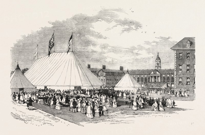 GRAND MUSICAL FESTIVAL AND FANCY FAIR IN THE GARDENS OF CHELSEA COLLEGE, IN AID OF THE CONSUMPTION HOSPITAL, AT BROMPTON, UK, 1851 engraving