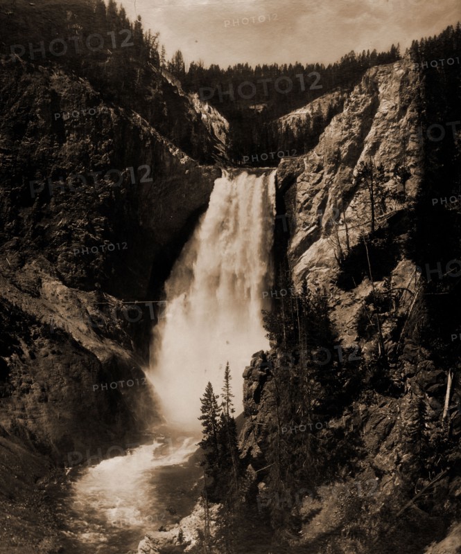 Lower Falls of Yellowstone, Wyoming, National parks & reserves, Waterfalls, United States, Wyoming, Yellowstone National Park, 1908