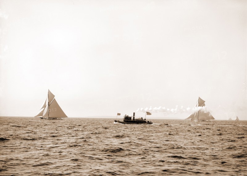 Valkyrie and Vigilant, after the start, Vigilant (Yacht), Valkyrie II (Yacht), America's Cup races, Yachts, Regattas, 1893