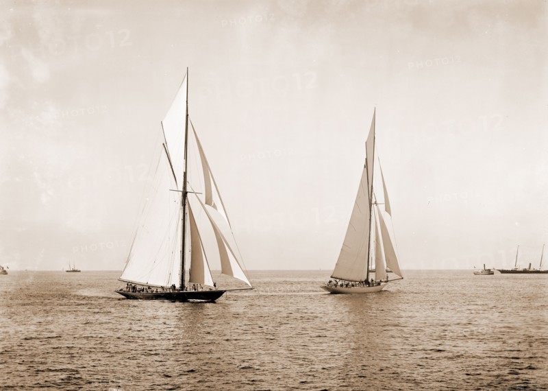 Maneuvering for start, Peabody, Henry G, (Henry Greenwood), 1855-1951, Peabody, Henry G, (Henry Greenwood), 1855-1951, Vigilant (Yacht), Valkyrie II (Yacht), America's Cup races, Yachts, Regattas, 1893