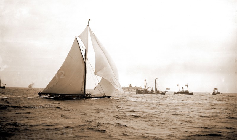 Finish of Valkyrie, Peabody, Henry G, (Henry Greenwood), 1855-1951, Valkyrie II (Yacht), America's Cup races, Yachts, Regattas, 1893