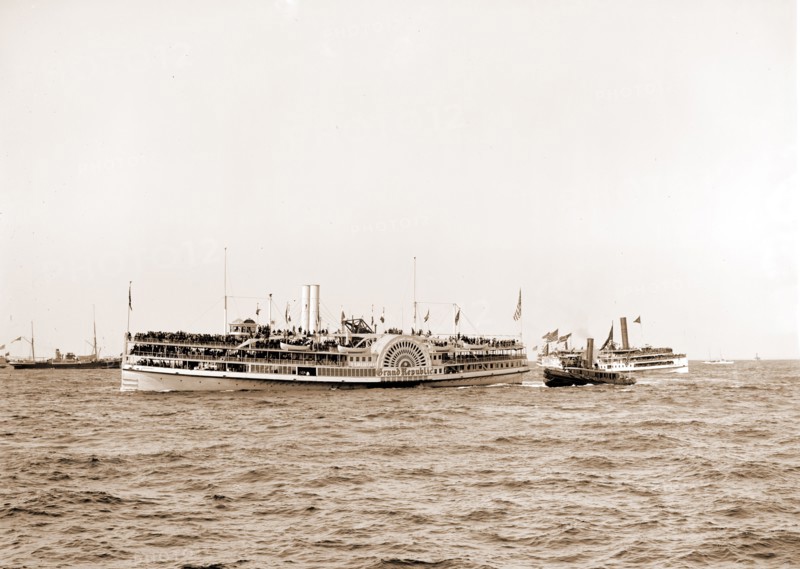 Part of the excursion fleet, Grand Republic (Side wheeler), America's Cup races, Side wheelers, Regattas, Tugboats, 1899