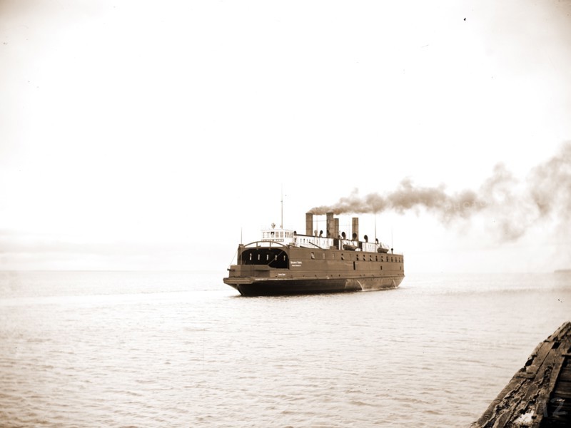 Car ferry Sainte Marie, Mackinac Straits, Ferries, Channels, United States, Michigan, Mackinac, Straits of, 1900