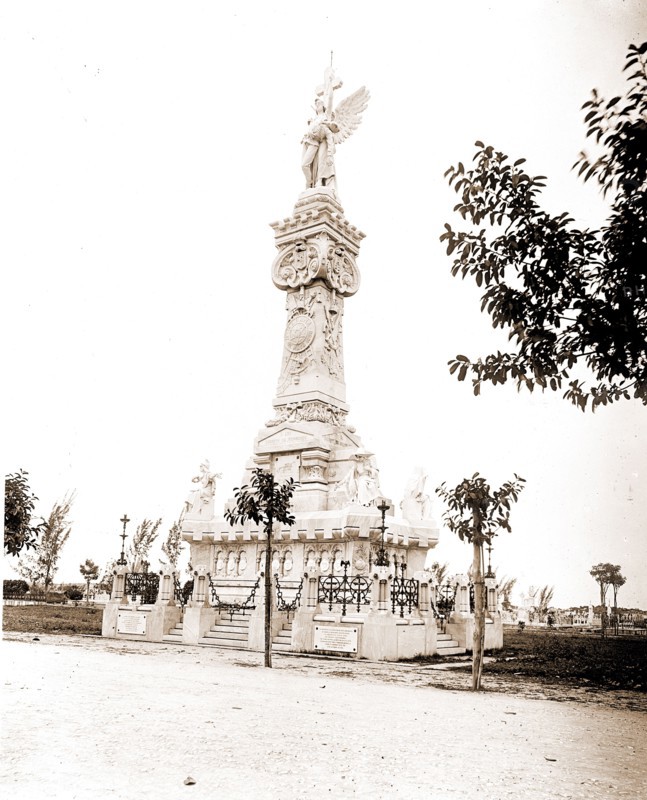 Firemen's Monument, Colon Cemetery, Havana, Monumento de los Bomberos (Havana, Cuba), Fire fighters, Monuments & memorials, Cemeteries, Cuba, Havana, 1900