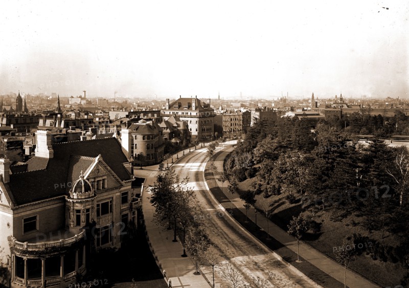 The Circle, Brookln sic, N.Y, Streets, United States, New York (State), New York, 1904