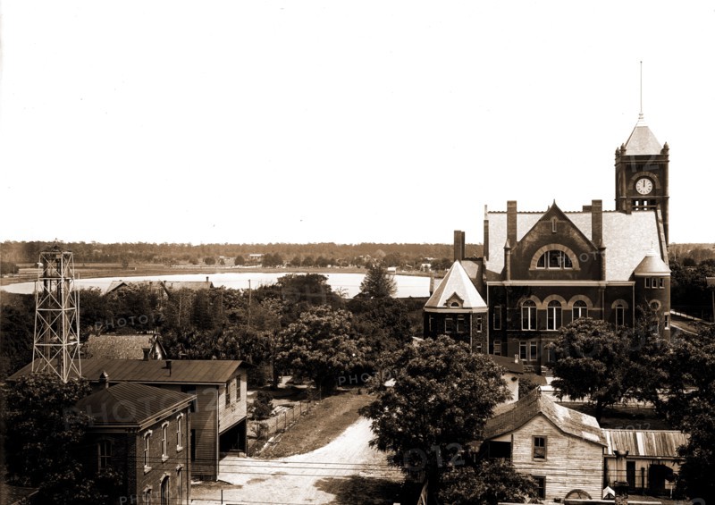 Court House and Lake Eola from Hotel San Juan, Orlando, Fla, Orange County Court House (Orlando, Fla.), Courthouses, Lakes & ponds, United States, Florida, Orlando, United States, Florida, Eola, Lake, 1904