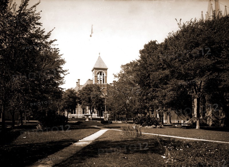 Court House and park, Plattsburgh, N.Y, Clinton County Court House (Plattsburgh, N.Y.), Courthouses, Parks, United States, New York (State), Plattsburgh, 1904