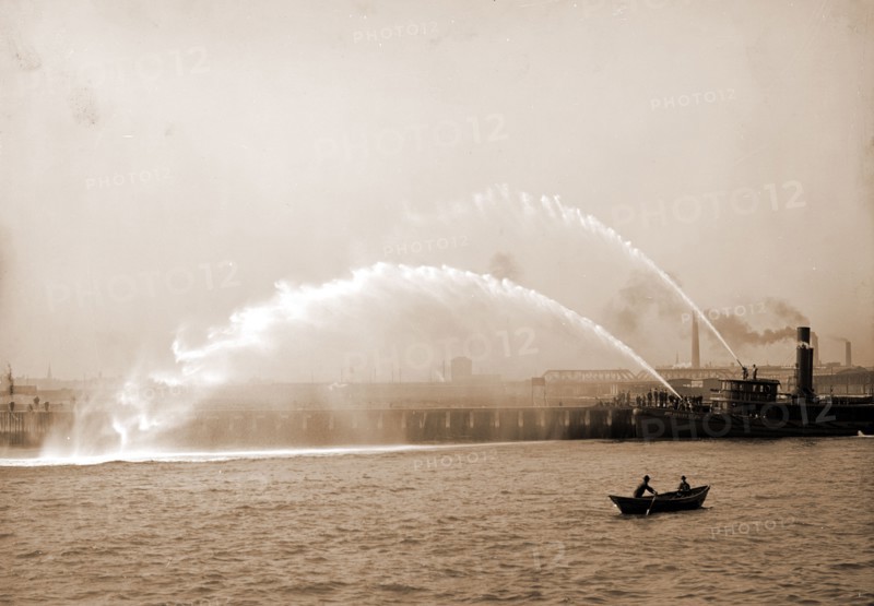 Fireboat 44 in action, Boston, Mass, Fireboats, Waterfronts, Rowboats, United States, Massachusetts, Boston, 1906
