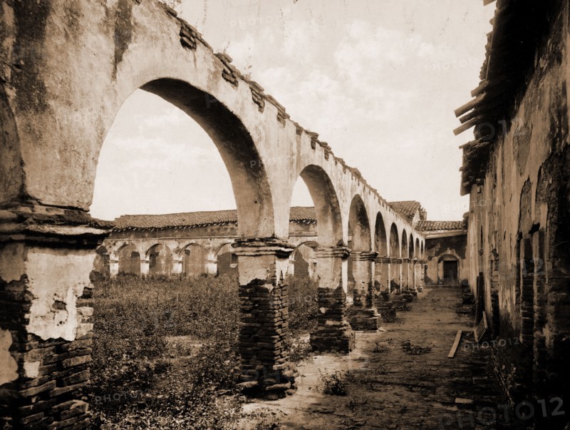 Mission San Juan Capistrano, California, Jackson, William Henry, 1843-1942, Missions, United States, California, San Juan Capistrano, 1899