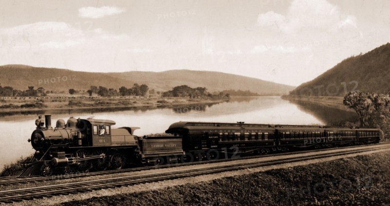 Black Diamond Express, Lehigh Valley Railroad, Pennsylvania, Jackson, William Henry, 1843-1942, Railroads, Rivers, United States, Pennsylvania, Lehigh River, 1898