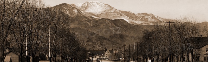 Pike's Peak Avenue, Colorado Springs, Colorado, Jackson, William Henry, 1843-1942, Streets, Mountains, United States, Colorado, Colorado Springs, 1898