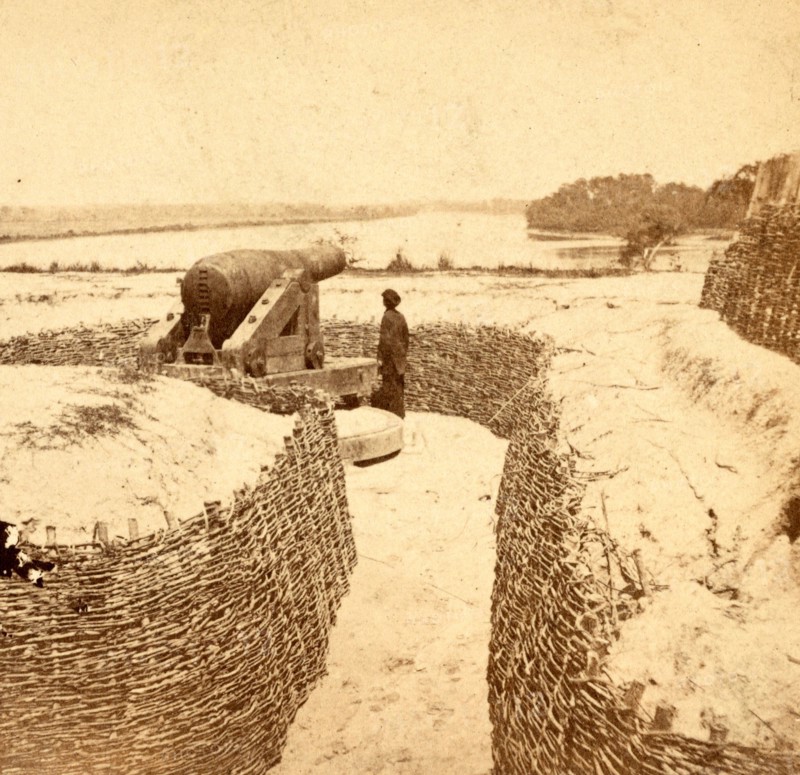 Same gun, as shown in no. 1015, with Hurdle Revertment (i.e. revetment) and Epaulement - unfinished battery, US, USA, America, Vintage photography