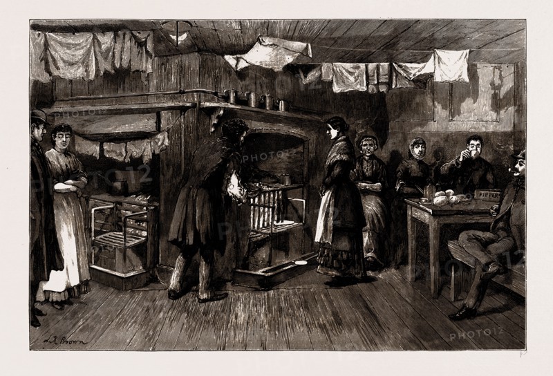 THE KITCHEN OF A COMMON LODGING HOUSE, SPITALFIELDS, LONDON, UK, 1886