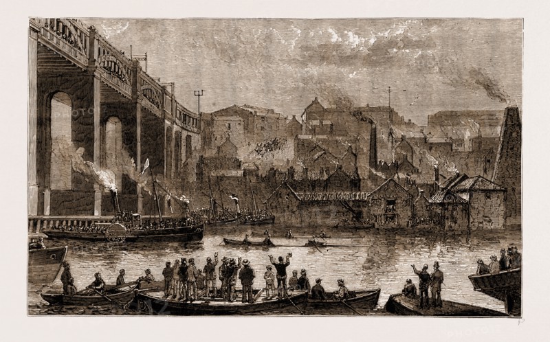 NEWCASTLE, UK, 1881: A BOAT RACE, THE START