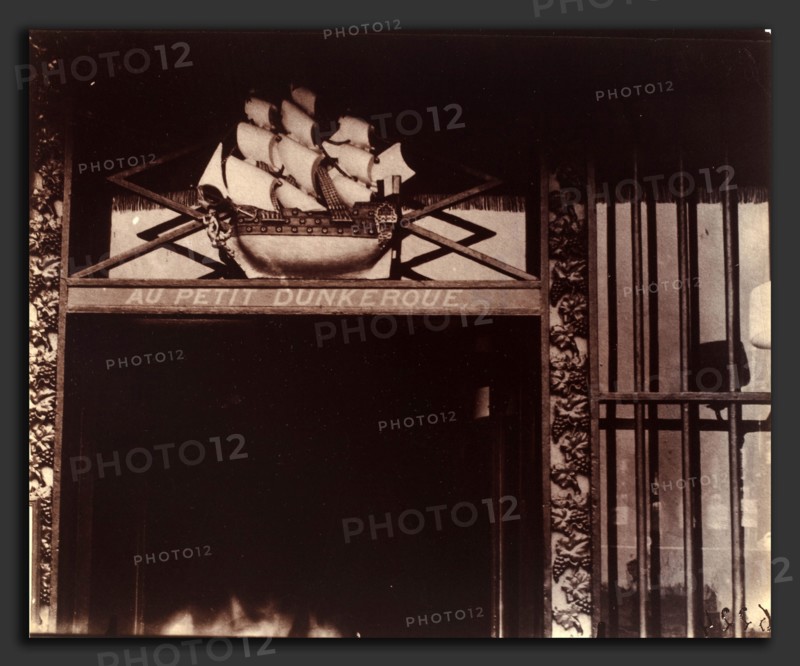 EugÃ¨ne Atget, Au Petit Dunkerque, 3 quai Conti, French, 1857 - 1927, 1900, albumen print