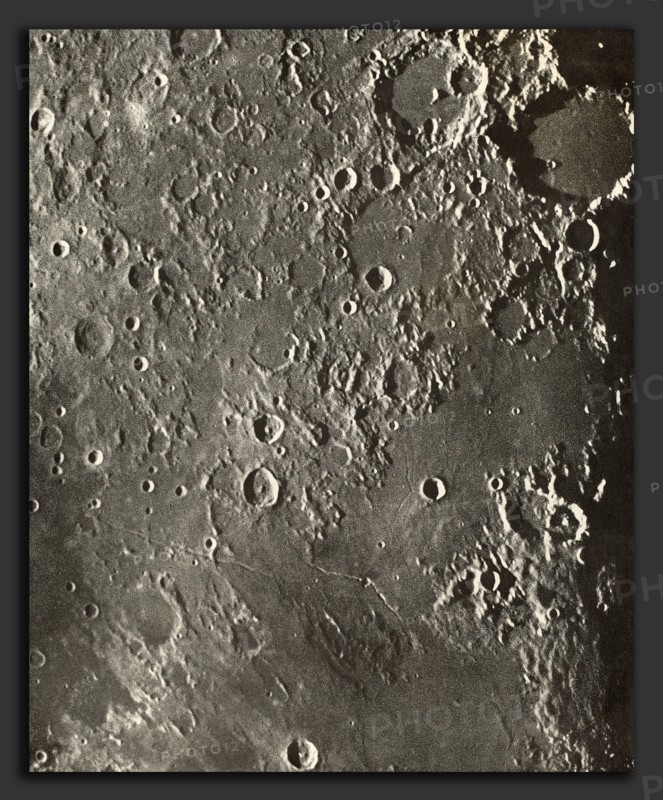 Loewy et Puiseux, Photographie Lunaire Albategnius - Triesnecker - Manilius, French, 1833 - 1907, 1903, photogravure