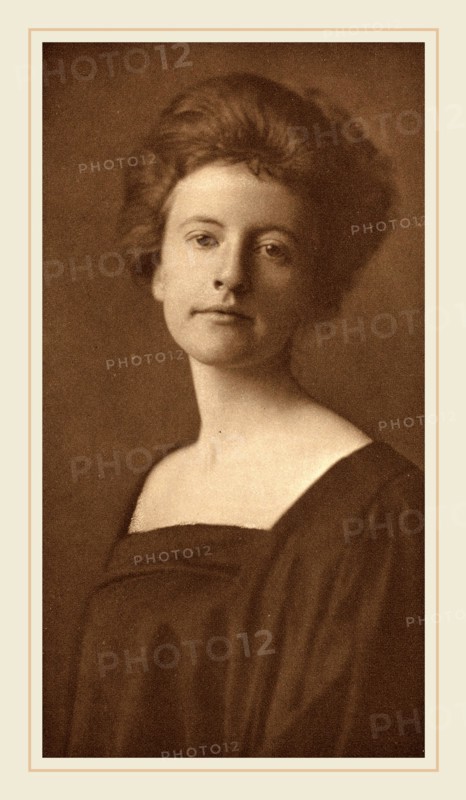 Mathilde Weil (American, 1872-probably 1918), Beatrice, 1899, photogravure in sepia on chine collé mounted on cream wove paper