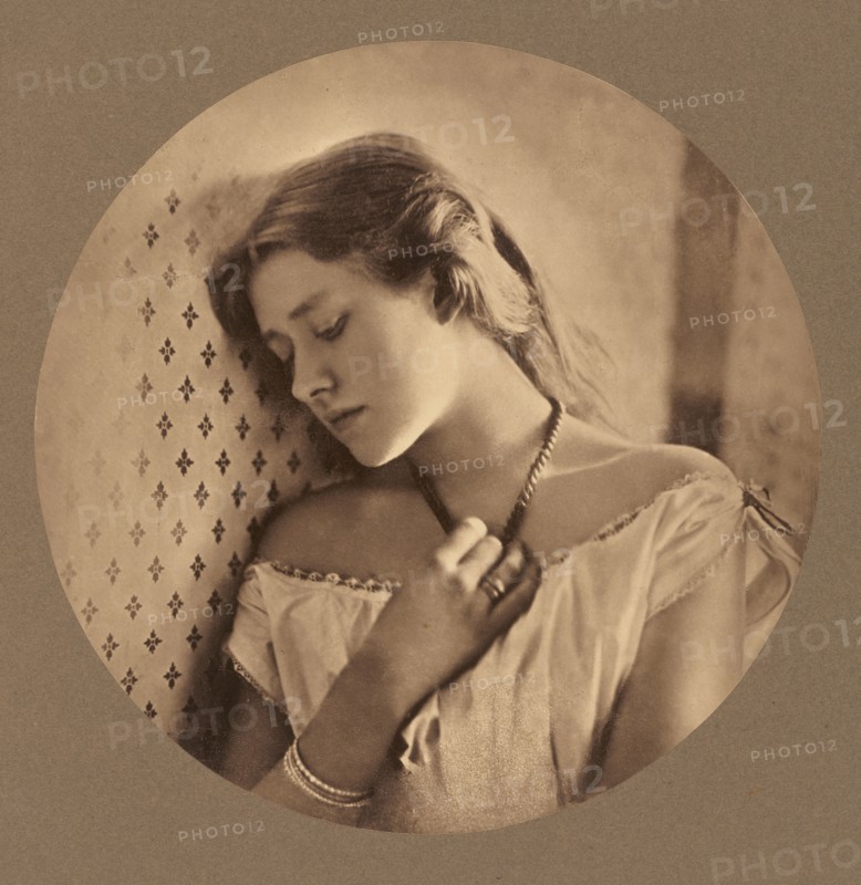[Ellen Terry at Age Sixteen]