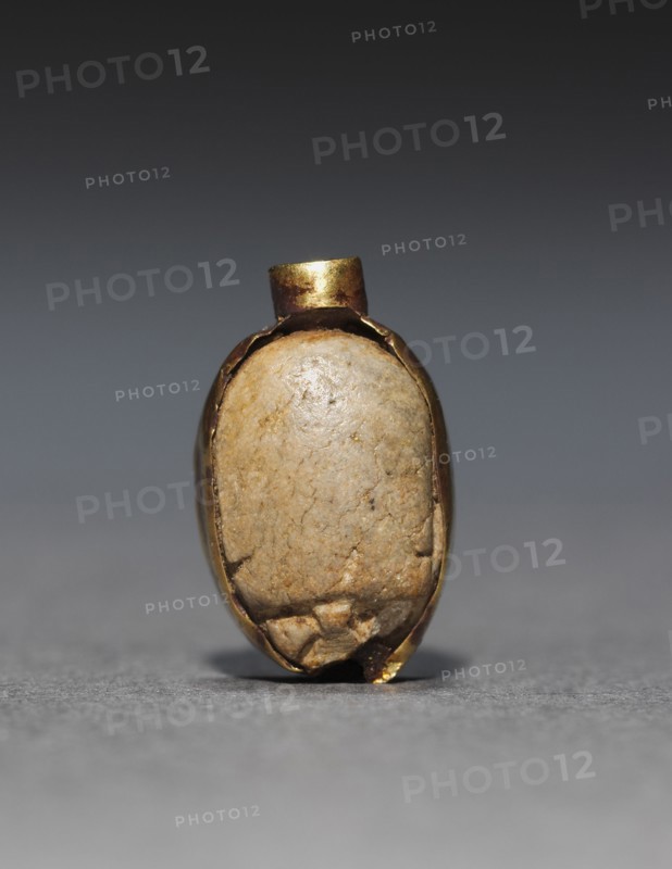 Scarab, 1540-1069 BC. Egypt, New Kingdom. Steatite and gold, originally glazed; overall: 1.2 cm (1/2 in.).