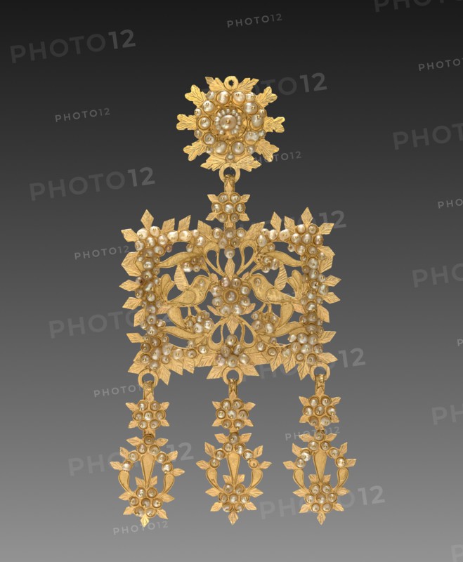 Earring, 1700s - 1800s. Sardinia, 18th-19th century. Gold; overall: 11.8 cm (4 5/8 in.).