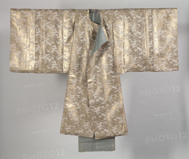 Noh Robe (Karigi), 1800-1850. Japan, 19th century, Tokugawa Period (1600-1850). Silk, compound weave; metal thread; overall: 168.3 x 195.6 cm (66 1/4 x 77 in.)