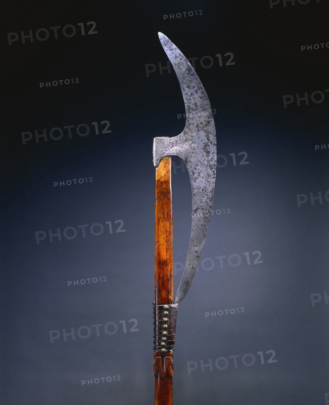 Bardiche (Pole Axe), 1500s. Germany or Russia, 16th century. Steel, leather, brass; wood haft; overall: 178.5 cm (70 1/4 in.); blade: 14.2 cm (5 9/16 in.).