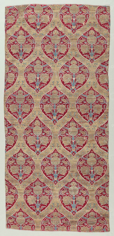 Ogival lattice with horizontal design, 1600-1650. Turkey, Bursa. Lampas: silk and gilt-metal thread; average: 134.7 x 64.2 cm (53 1/16 x 25 1/4 in.).