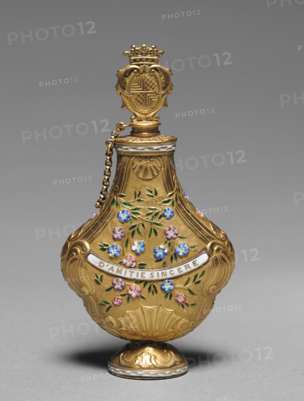 Scent Bottle, 1800s. Switzerland, 19th century. Gold and enamel; overall: 9.1 x 7.5 x 2.2 cm (3 9/16 x 2 15/16 x 7/8 in.).