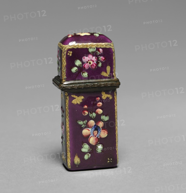 Etui, 1800s. Germany ?, 19th century copy of an 18th century Chelsea etui. Enamel on copper with metal mounts; overall: 5.5 x 2.6 x 2 cm (2 3/16 x 1 x 13/16 in.).