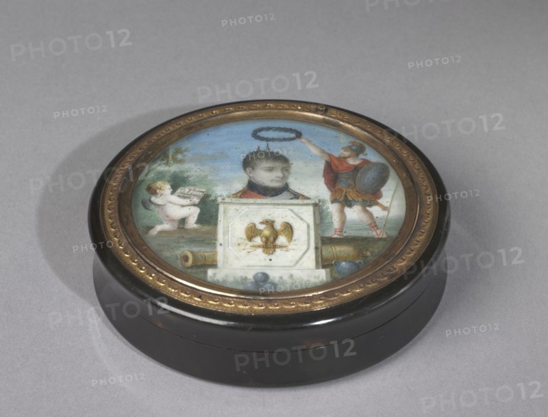 Snuff Box, early 1800s. Switzerland, early 19th century. Tortoiseshell with painted automaton miniature under glass mounted in gold on gilt metal; overall: 2.3 x 8 cm (7/8 x 3 1/8 in.).