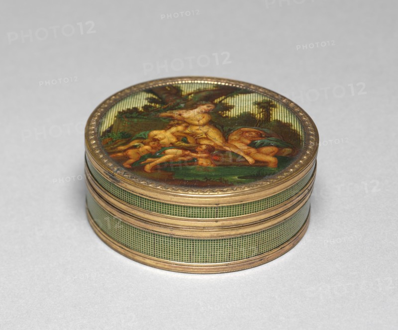 Snuff Box, 1700s. France, 18th century. Wood decorated with lacquer with gold or gilt metal mounts, lined in tortoiseshell; overall: 3.9 x 7.8 cm (1 9/16 x 3 1/16 in.).