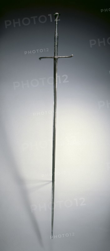Estoc, early 1500s. Germany, early 16th Century. Steel, wood and leather; overall: 156.6 cm (61 5/8 in.); blade: 125.3 cm (49 5/16 in.); quillions: 26.2 cm (10 5/16 in.); grip: 30 cm (11 13/16 in.).