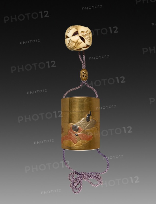 Inro, 19th century. Japan, Edo Period (1615-1868). Lacquer; overall: 7.6 x 5.4 cm (3 x 2 1/8 in.).