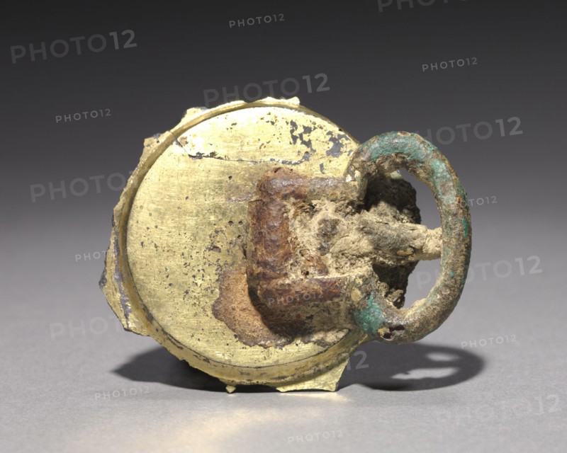 Belt Buckle, 1100s-1200s. Korea, Goryeo period (918-1392). Bronze gilt; diameter: 5 cm (1 15/16 in.).