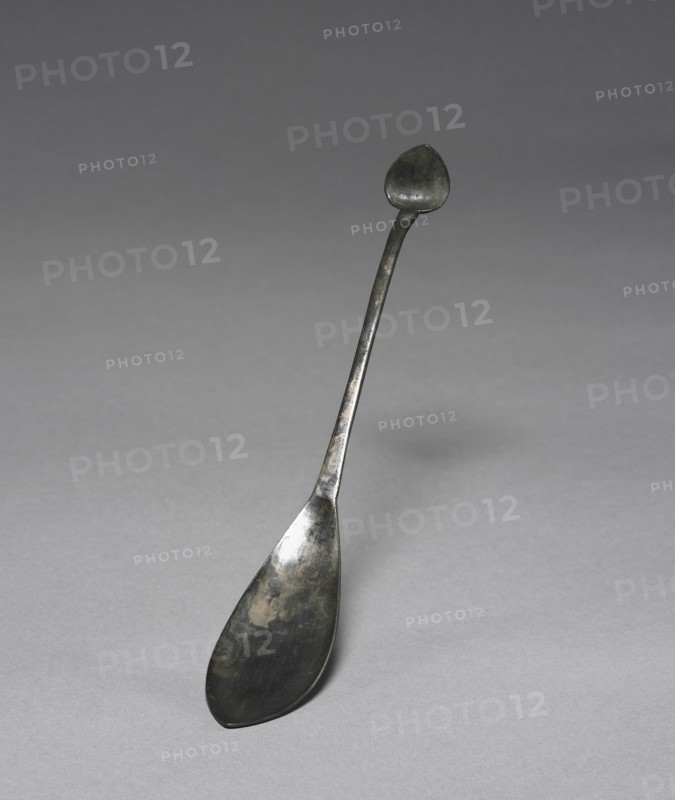 Spoon with Dual Heads, 918-1392. Korea, Goryeo period (918-1392). overall: 20.4 cm (8 1/16 in.).