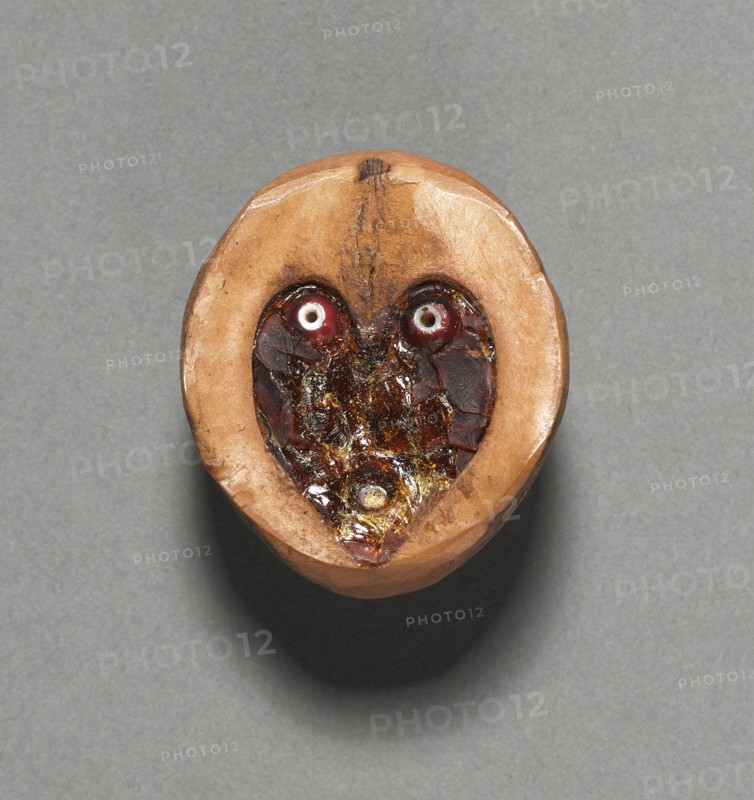 Gambling Dice, Unassigned, before 1917. California, Tulare, Unassigned. Hollow shell, resin, glass beads, mica/seashell fragment; overall: 1.5 x 2 cm (9/16 x 13/16 in.).