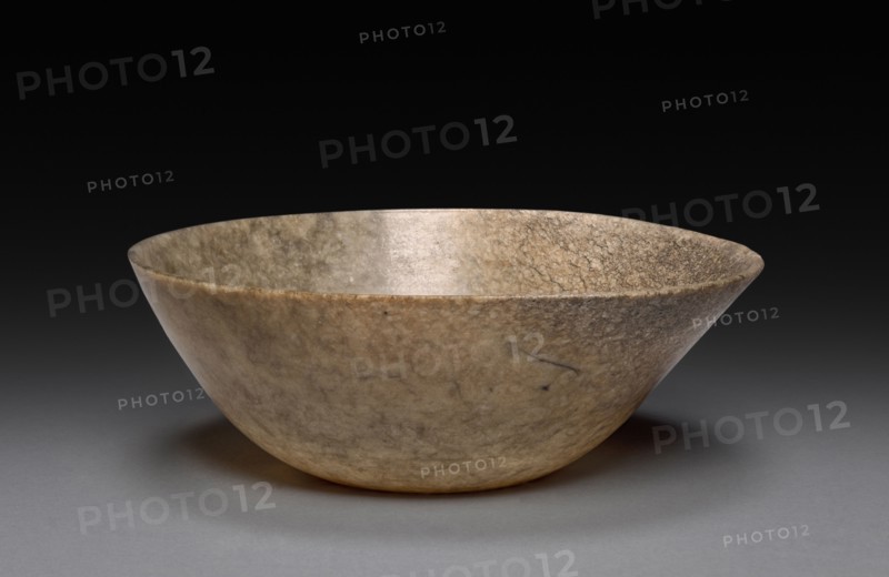 Libation Cup,  960- 1279 . China, Song dynasty (960-1279) or later. Jade; diameter: 12.8 cm (5 1/16 in.); overall: 4.6 cm (1 13/16 in.).
