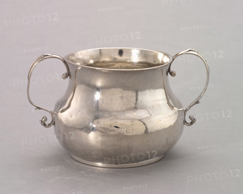 Two-Handled Cup, c. 1720. George Hanners (American, c. 1696-1740). Silver; with handle: 10 x 17.4 cm (3 15/16 x 6 7/8 in.).